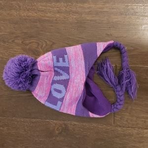 Unknown  brand winter hat 🔸️Bundle 2 or more items for a discount🔹️